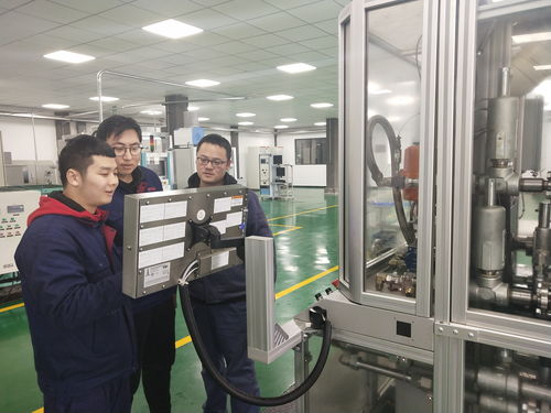 重慶 研發(fā)創(chuàng)新打破國外壟斷引領產(chǎn)業(yè)升級