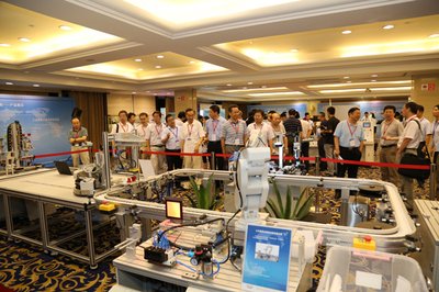 2015全國自動化教育學術年會成功舉辦 技術研究、實驗發(fā)展與創(chuàng)新實踐